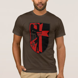 赤いワシの鉄の十字 Tシャツ
