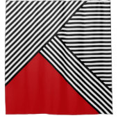 赤い三角形のストライプ白黒の シャワーカーテン (正面)