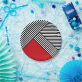 赤い三角形のストライプ白黒の ペーパープレート (パーティー)