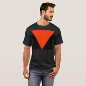 赤い三角形 Tシャツ (正面フル)