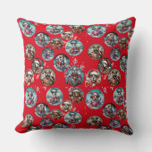 赤い例証スノーフレークと犬サンタの贈り物 クッション (正面)