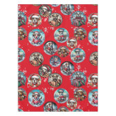 赤い例証スノーフレークと犬サンタの贈り物 テーブルクロス (正面)