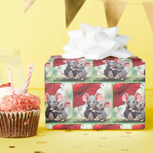 赤い傘下のネズミ ラッピングペーパー (誕生日パーティー)