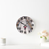 赤い傘(かさ)ラブカップル・ローマン結婚・ナンバーズのロー ラウンド壁時計 (ホーム)