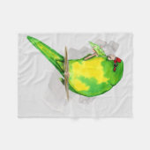 赤い冠のインコの水色 フリースブランケット (正面(横))