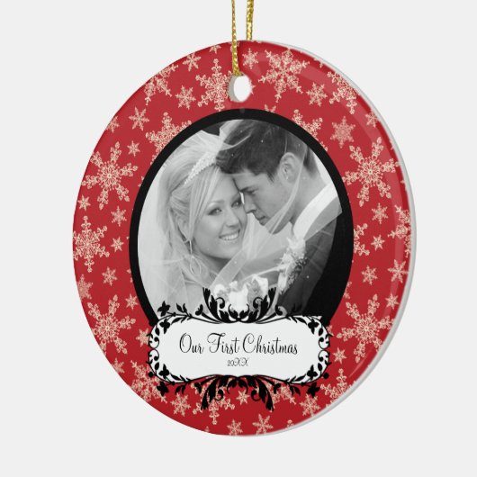 赤い初めてのクリスマスの写真のオーナメントの雪片 セラミックオーナメント (左)