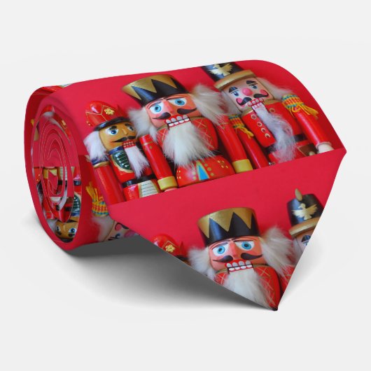 赤い制服のくるみ割り ネクタイ (ロール)