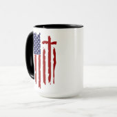 赤い十字の入ったディストressedアメリカ国旗 マグカップ (正面左)
