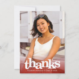 赤い卒業写真はっきりしたタイポグラフィモダン サンキューカード