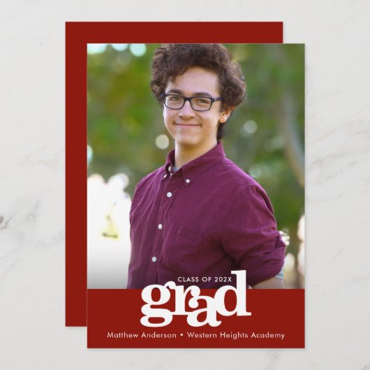 赤い卒業写真モダンタイポグラフィ 案内状 (正面/裏面)