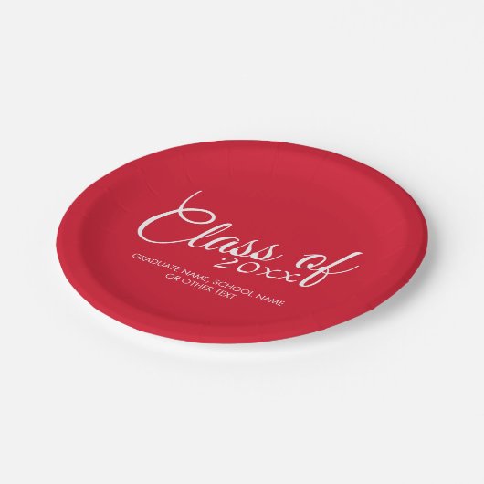 赤い卒業式の年次および文字 ペーパープレート (アングル)