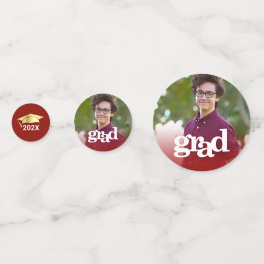 赤い卒業式3枚の写真モダンはっきりしたタイポグラフィ コンフェッティ (裏面)