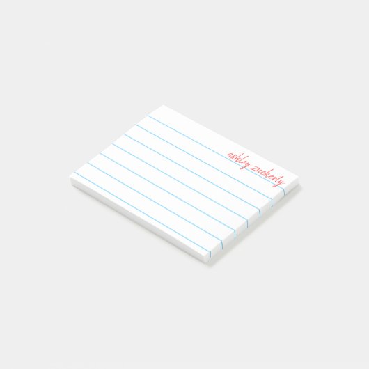 赤い台本の名前が付いた紙ブルーが並ぶ学校 ポストイット (アングル)