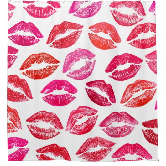 赤い唇セット、白い背景。 シャワーカーテン (正面)