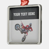  赤い土のバイクスポーツボーイクリスマスボーイ  メタルオーナメント (左)