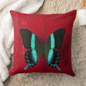 赤い壁の黒くおよび青の蝶 クッション (ブランケット)