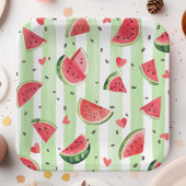 赤い夏のスイカのフルーツをテーマとしたかわいい女の子 ペーパープレート