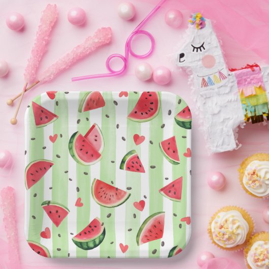 赤い夏のスイカのフルーツをテーマとしたかわいい女の子 ペーパープレート (パーティー)