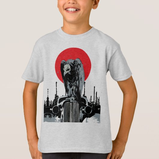 赤い太陽とビンテージカーの上のハゲタカ Tシャツ (正面)