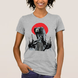 赤い太陽とビンテージカーの上のハゲタカ Tシャツ