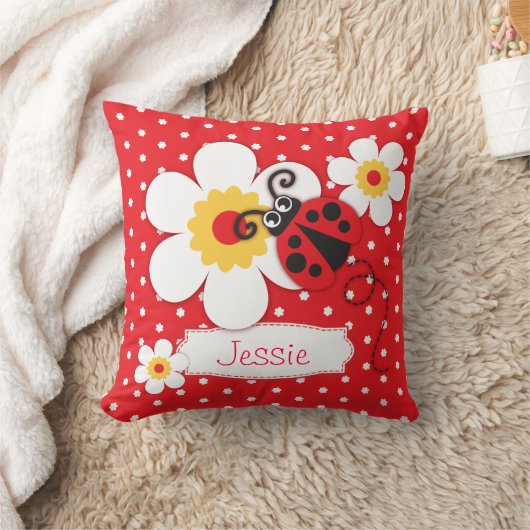 赤い女の子のてんとう虫の名前の花の水玉模様の枕 クッション (ブランケット)