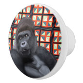 赤い威厳のある幾何学的な野生動物にゴリラを座る セラミックノブ (右)