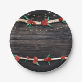 赤い実の枝とライトの素朴なホリデーパーティー ペーパープレート (正面)
