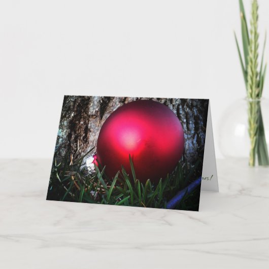 「赤い屋外ツリーオーナメント」クリスマスカード カード (正面)