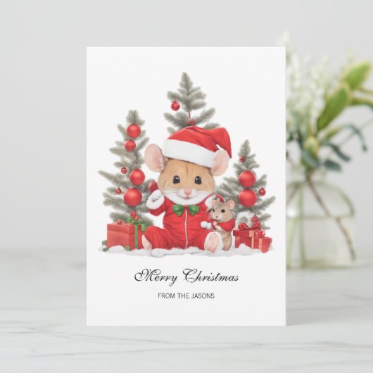 赤い帽子をかぶった可愛いクリスマスマパーソナライズされたウス シーズンカード (スタンド正面)