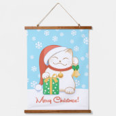 赤い帽子をかぶった白いクリスマス猫 吊り下げ型タペストリー (正面)