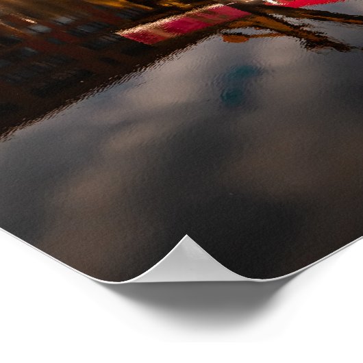 赤い建物反射 – Duisburg Harbourside ポスター (角)