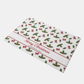 赤い弓とクリスマスホリープラントパターン&文字 ドアマット (アングル)