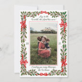 赤い弓とホリーガーランドワンフォトクリスマス シーズンカード (正面)