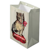 赤い弓を着て座るクリスマスの子猫 ミディアムペーパーバッグ (正面アングル)