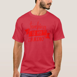 赤い引用文を教えることは私のCardio友達です Tシャツ