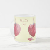 赤い愛のハート型の燃えるキャンドルアート フロストグラスマグカップ (正面左)