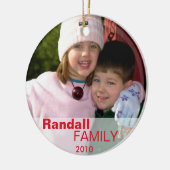 赤い愛の喜び平和のサインカスタム写真の家族の名前 セラミックオーナメント (左)