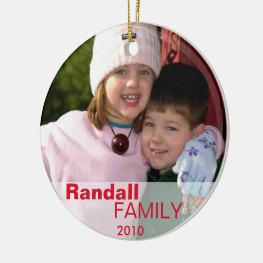 赤い愛の喜び平和のサインカスタム写真の家族の名前 セラミックオーナメント (左)