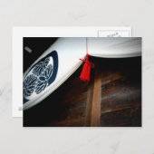 赤い房の付いたドアカーテン ポストカード (正面/裏面)