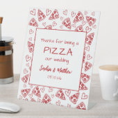 赤い手結婚で引いたパーティーの後のイタリアンピザ 台座サイン (インサイチュ)