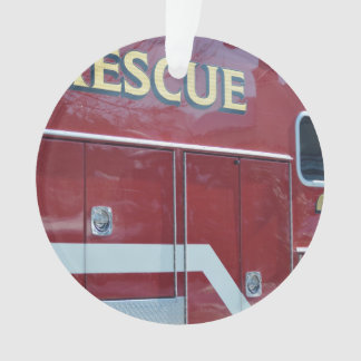 赤い救急車のクローズアップ オーナメント