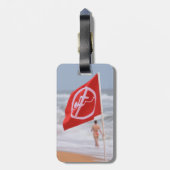 赤い旗のビーチ- – フロリダ ラゲッジタグ (裏面縦)
