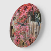 赤い日本のもじ葉ろと竹 ラージ壁時計 (傾斜)