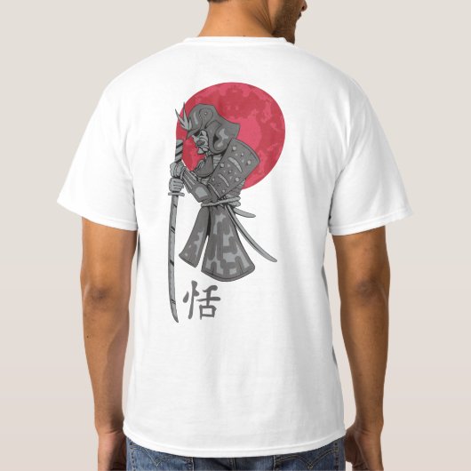 赤い日本の色の Tシャツ (裏面)