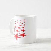 赤い星のカーペット コーヒーマグカップ (正面左)