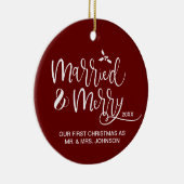 赤い最初のクリスマス 結婚して楽しい写真 セラミックオーナメント (右)