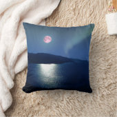 赤い月のオーロラ クッション (ブランケット)