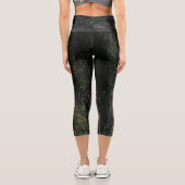 赤い木の湿った苔の木の樹皮 カプリレギンス (裏面)