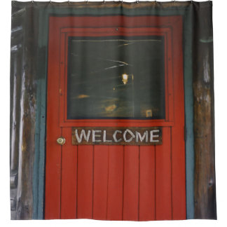 赤い木製のクローズドドア シャワーカーテン
