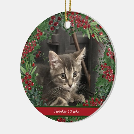 赤い果実とクリスマスグリーン2フォトペット セラミックオーナメント (左)